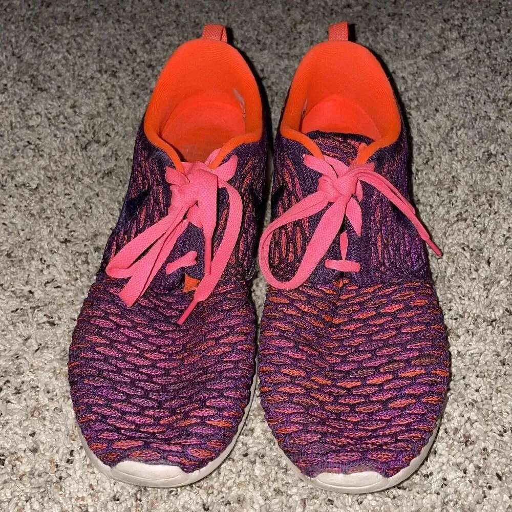 Nike Roshe One‎ Flyknit Shoes Womens 8.5 Purple Orange 704927-803 Running